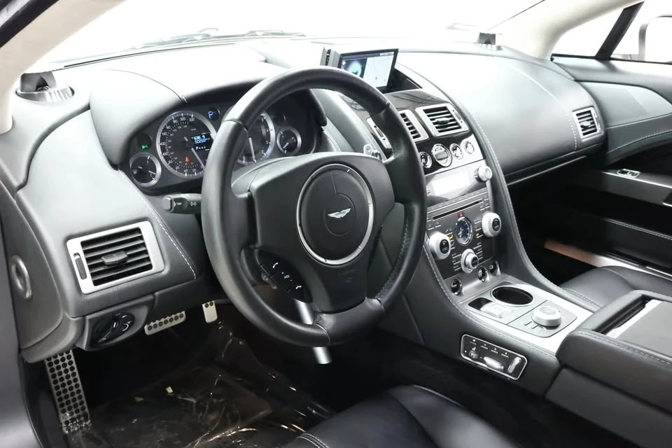 2011 Aston Martin Rapide - Image 2 of 2