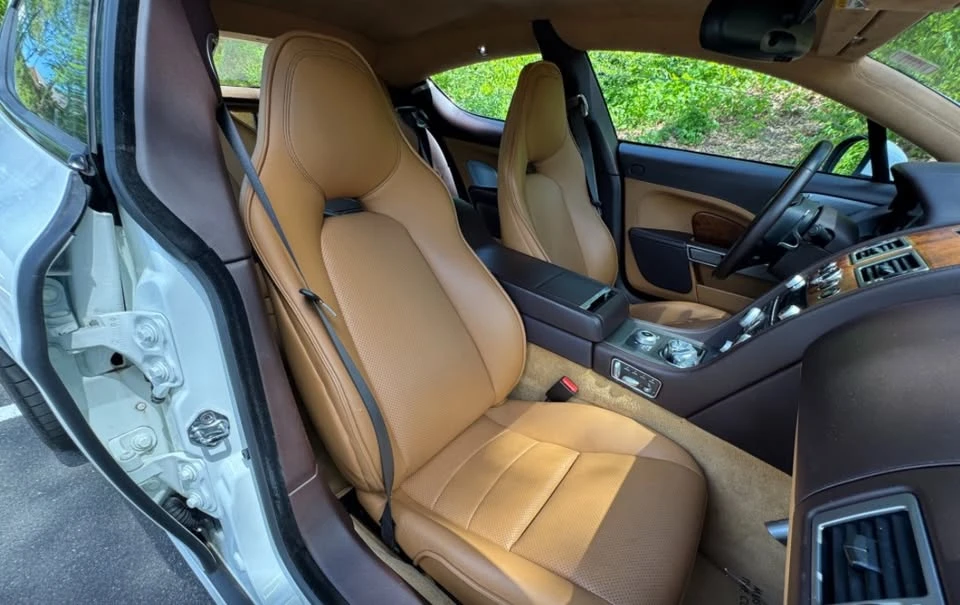 2011 Aston Martin Rapide - Image 14 of 17