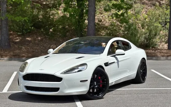 2011 Aston Martin Rapide Luxury