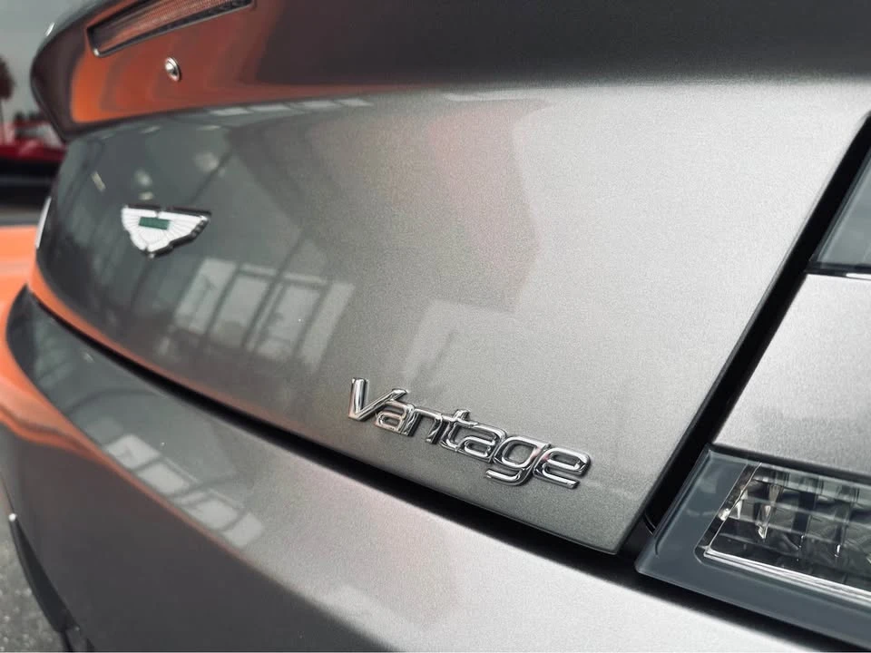2011 Aston Martin V8 Vantage (2006-2017) - Image 19 of 20