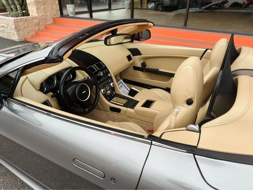 2011 Aston Martin V8 Vantage (2006-2017) - Image 17 of 20