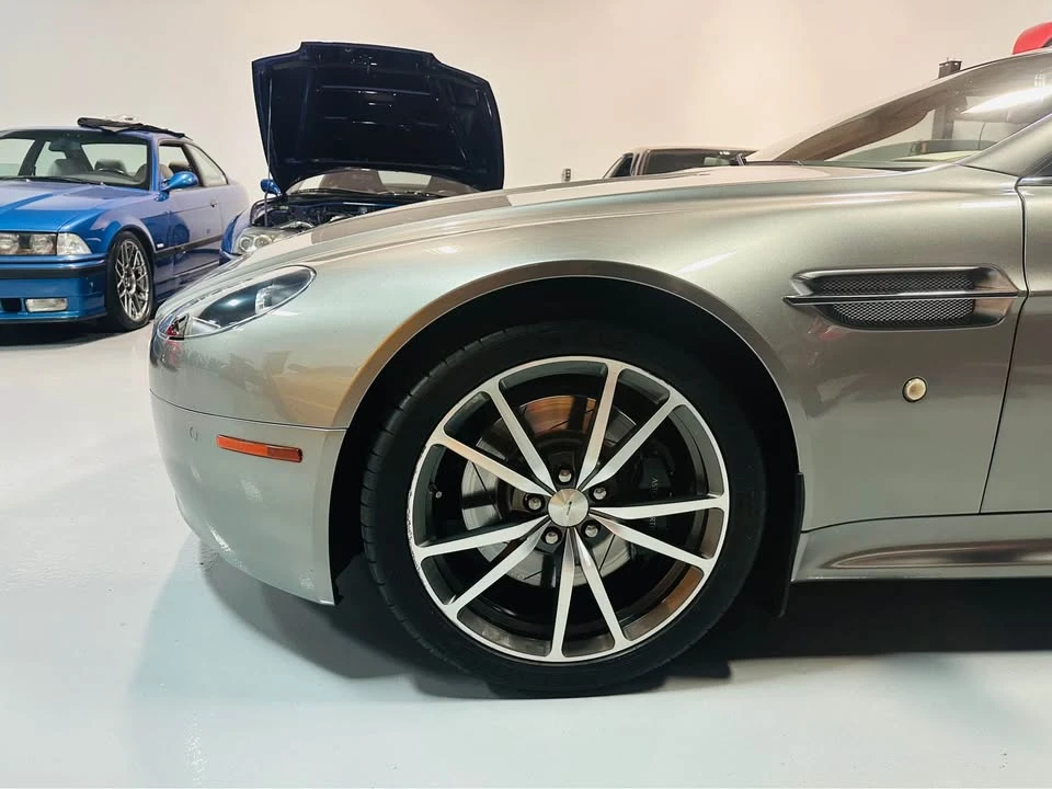 2011 Aston Martin V8 Vantage (2006-2017) - Image 11 of 19
