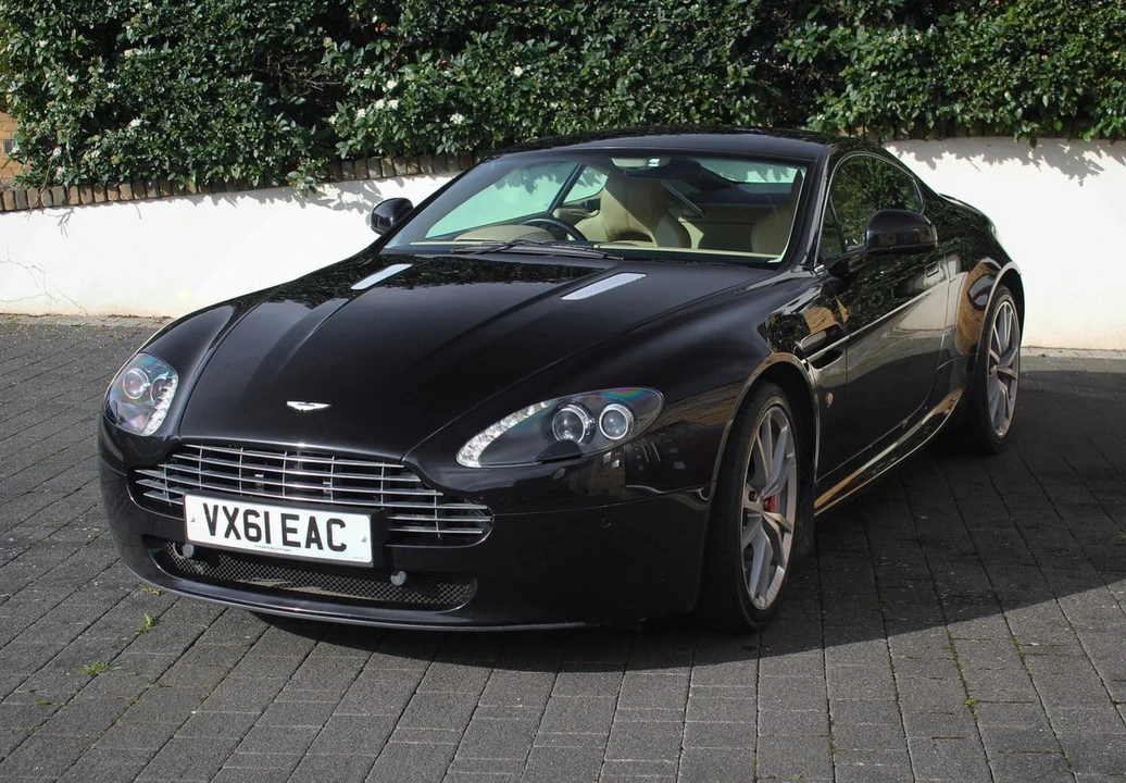 2011 Aston Martin V8 Vantage (2006-2017) - Image 25 of 30