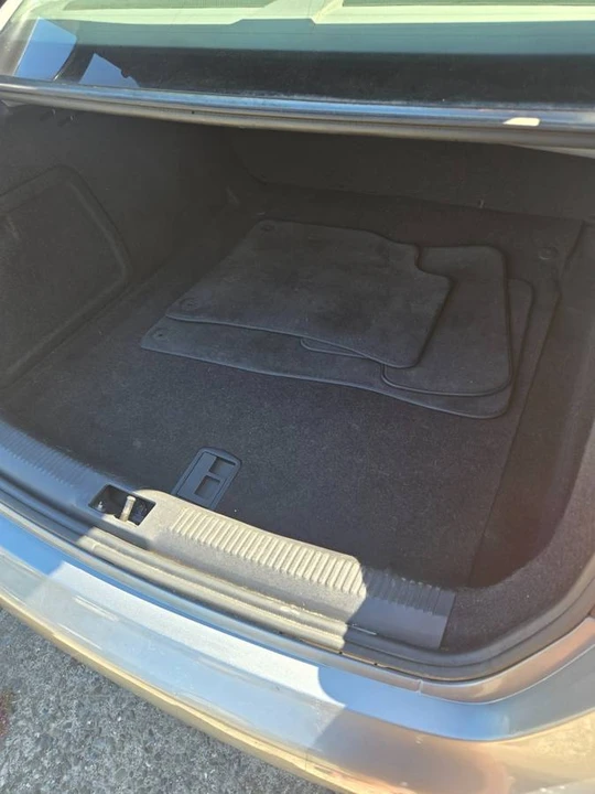 2011 Audi B8 A4 - Image 10 of 10
