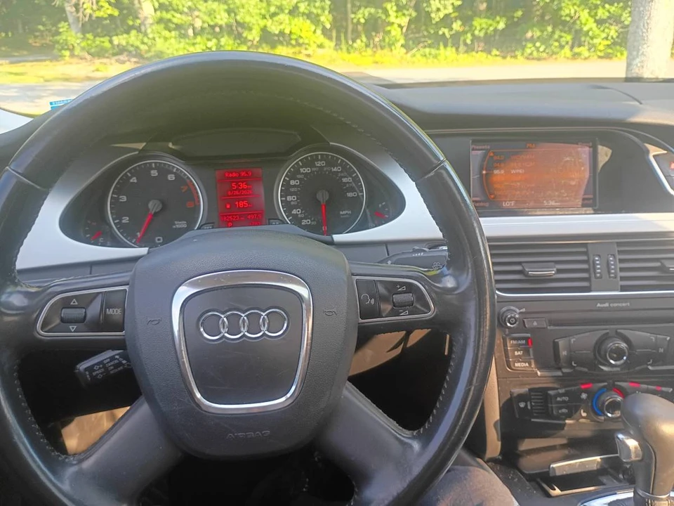 2011 Audi B8 A4 - Image 5 of 10
