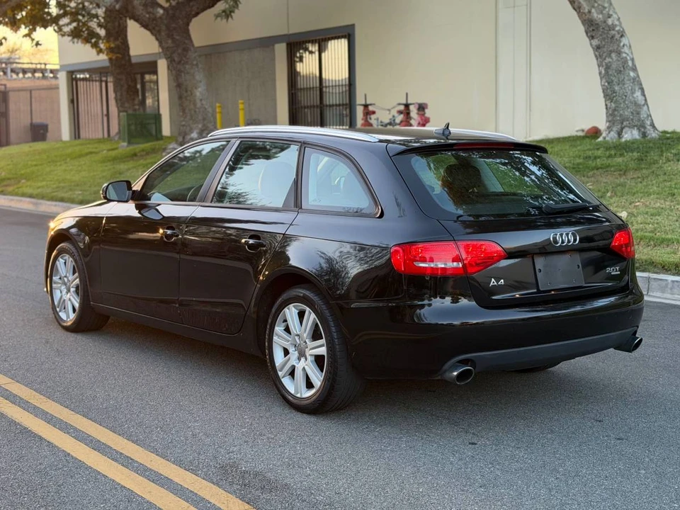 2011 Audi B8 A4 - Image 2 of 24