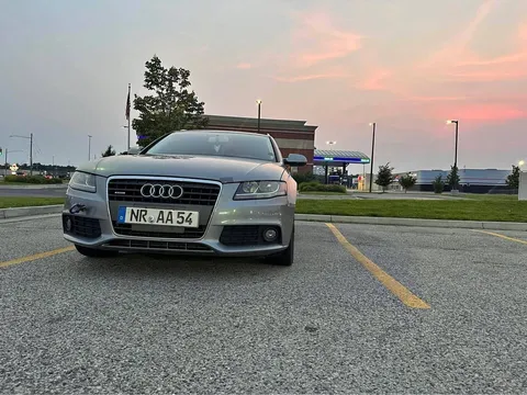 2011 Audi A4 2.0T Avant Quattro Wagon 4D
