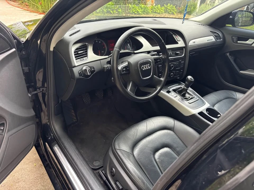 2011 Audi B8 A4 - Image 7 of 9