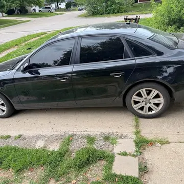 2011 Audi A4 2.0T Premium Sedan 4D