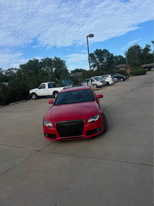 2011 Audi B8 A4 - Image 2 of 12