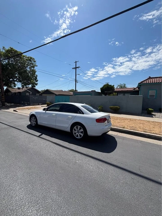 2011 Audi B8 A4 - Image 2 of 9