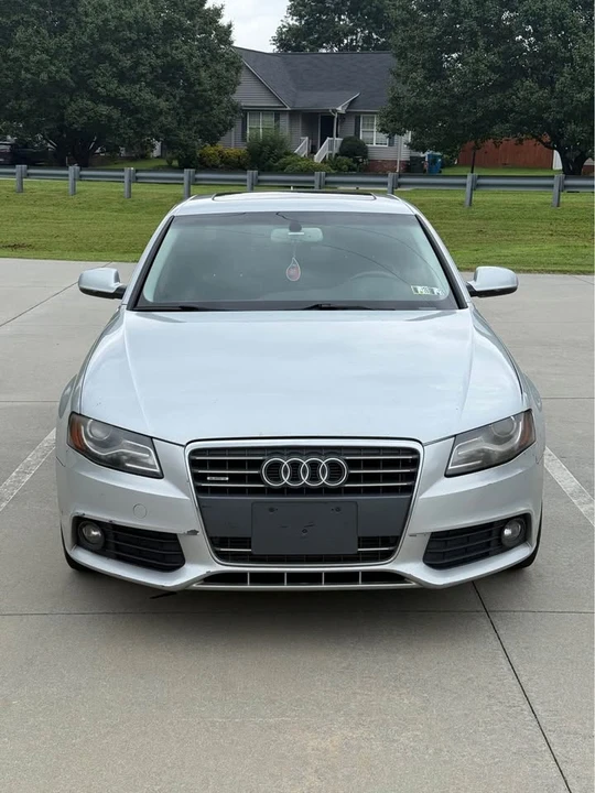 2011 Audi B8 A4 - Image 2 of 19