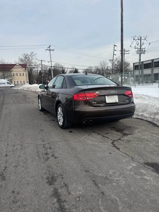 2011 Audi B8 A4 - Image 2 of 3