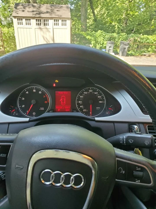 2011 Audi B8 A4 - Image 9 of 13