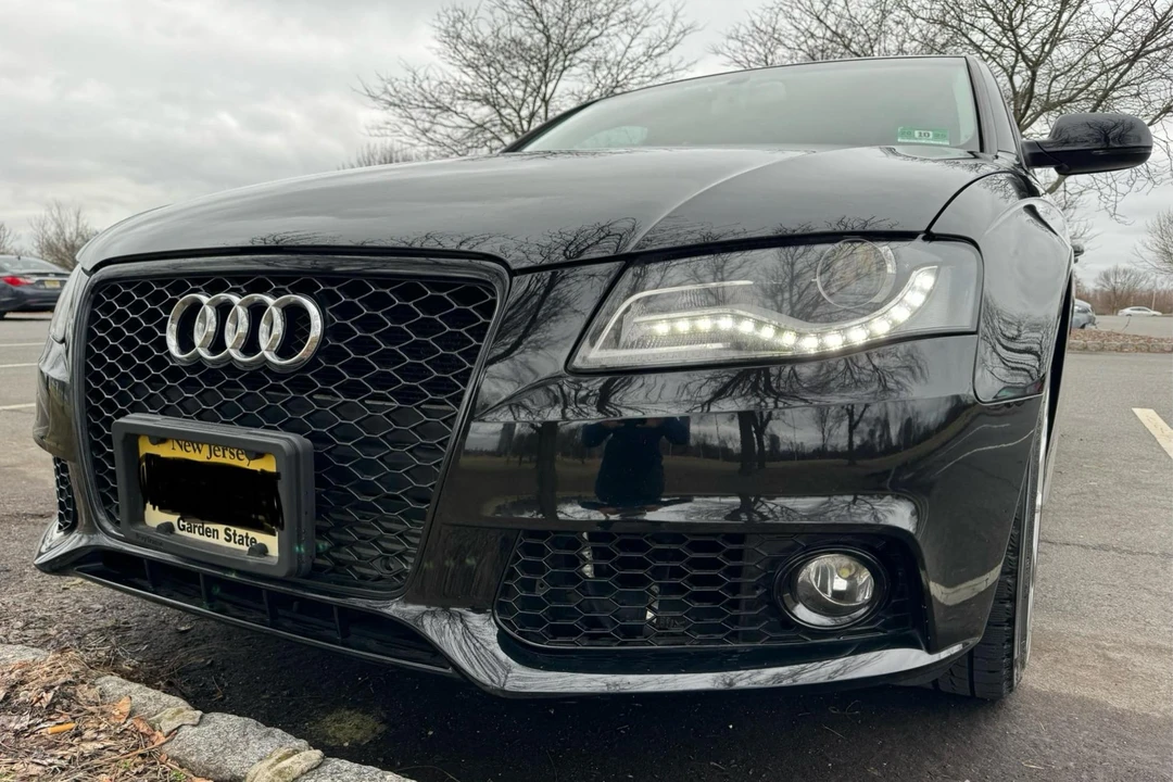 2011 Audi B8 A4 - Image 2 of 31