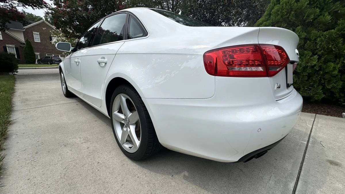 2011 Audi B8 A4 - Image 2 of 24