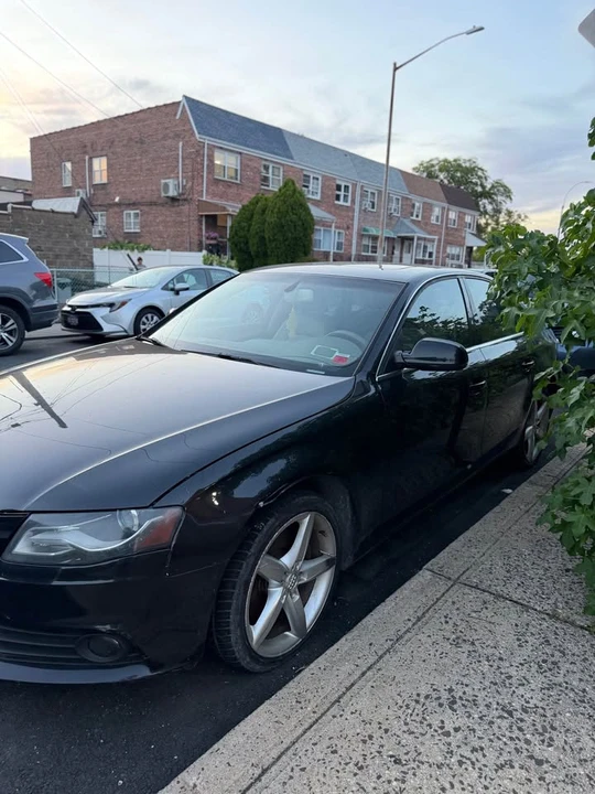 2011 Audi B8 A4 - Image 2 of 7