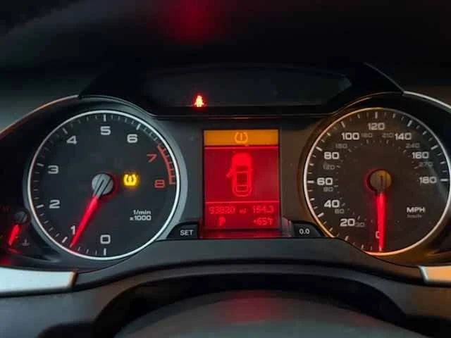 2011 Audi B8 A4 - Image 10 of 10