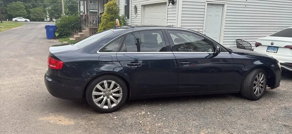 2011 Audi B8 A4 - Image 2 of 3