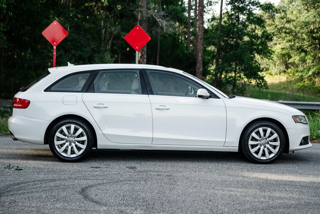 2011 Audi B8 A4 - Image 3 of 31