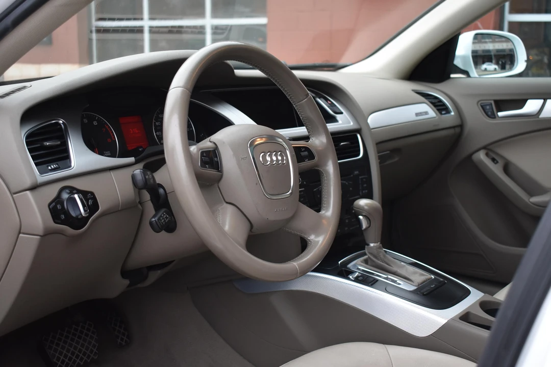 2011 Audi B8 A4 - Image 9 of 12