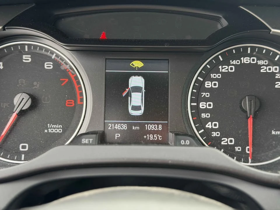 2011 Audi B8 A4 - Image 7 of 10