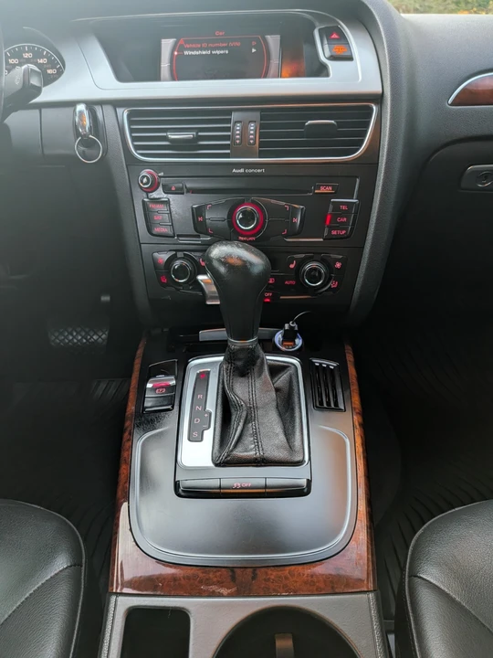 2011 Audi B8 A4 - Image 9 of 14