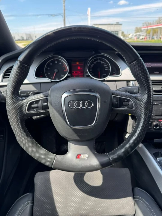 2011 Audi B8 A5 - Image 14 of 16