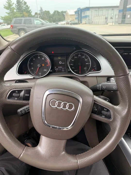 2011 Audi B8 A5 - Image 5 of 8