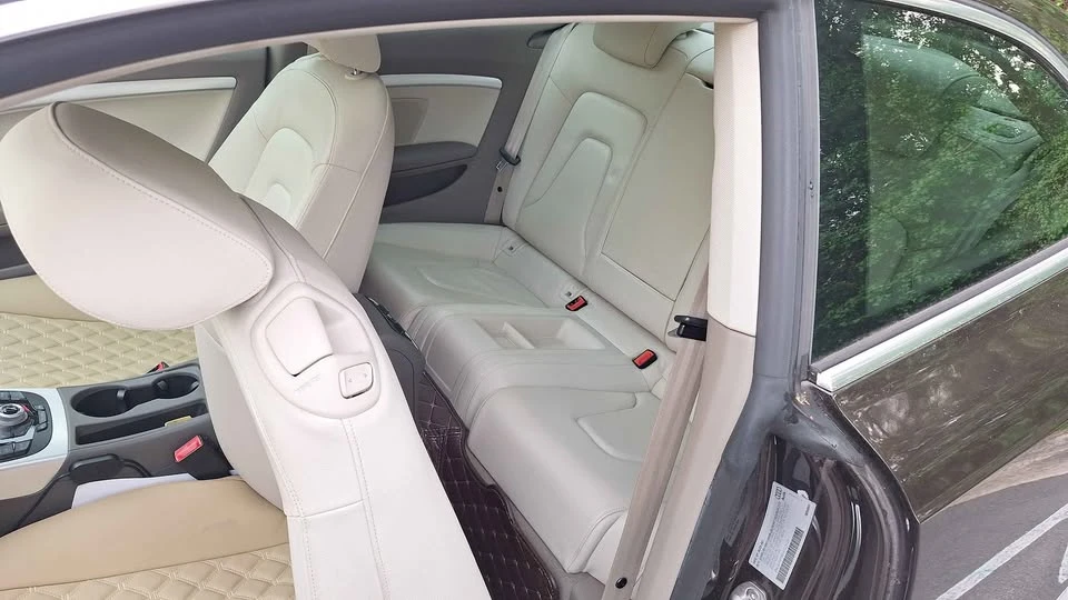 2011 Audi B8 A5 - Image 16 of 18
