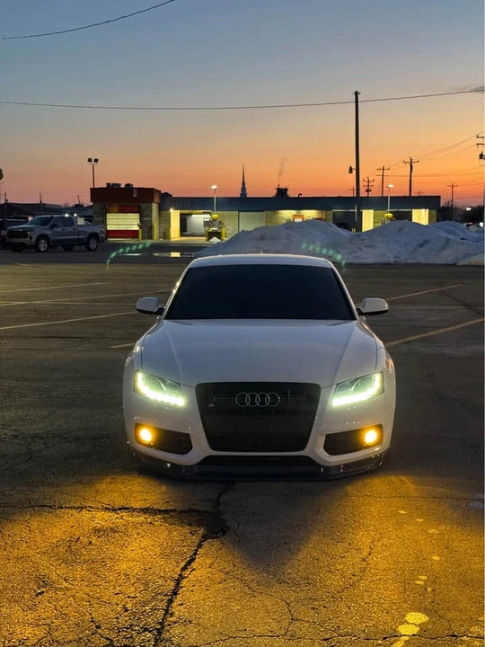 2011 Audi B8 A5 - Image 4 of 6