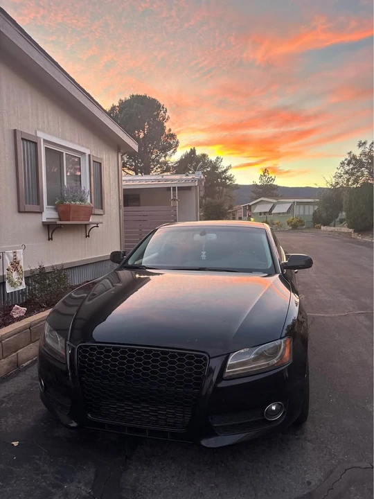 2011 Audi B8 A5 - Image 2 of 3