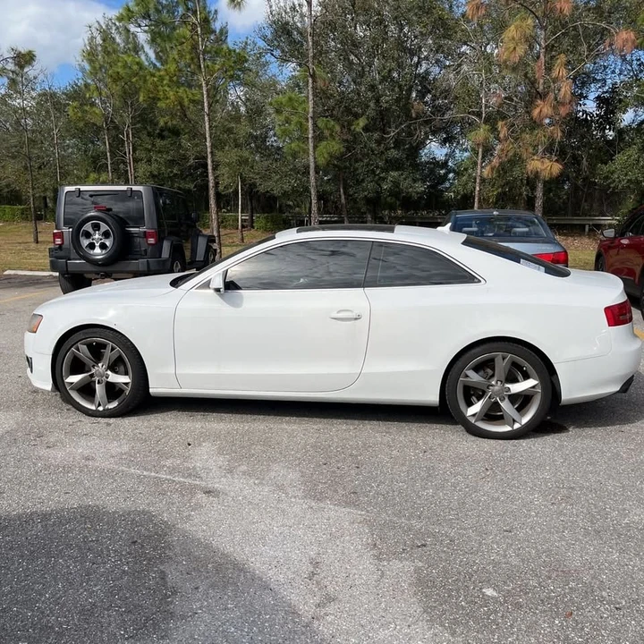 2011 Audi B8 A5 - Image 4 of 5