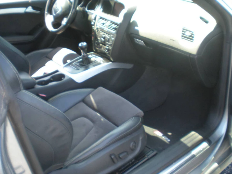 2011 Audi B8 S5 - Image 7 of 9