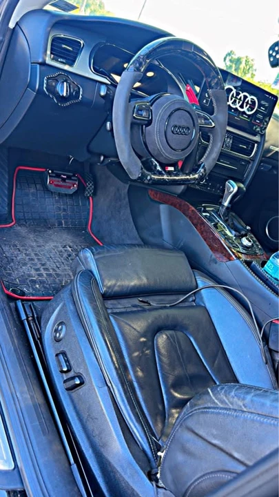 2011 Audi B8 A5 - Image 9 of 13