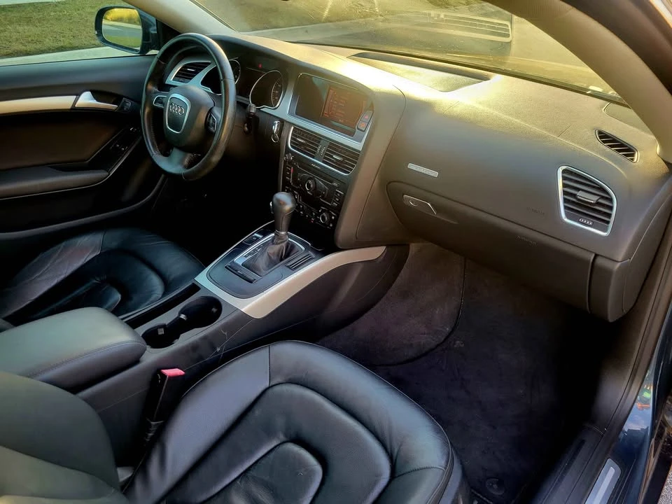 2011 Audi B8 A5 - Image 7 of 10