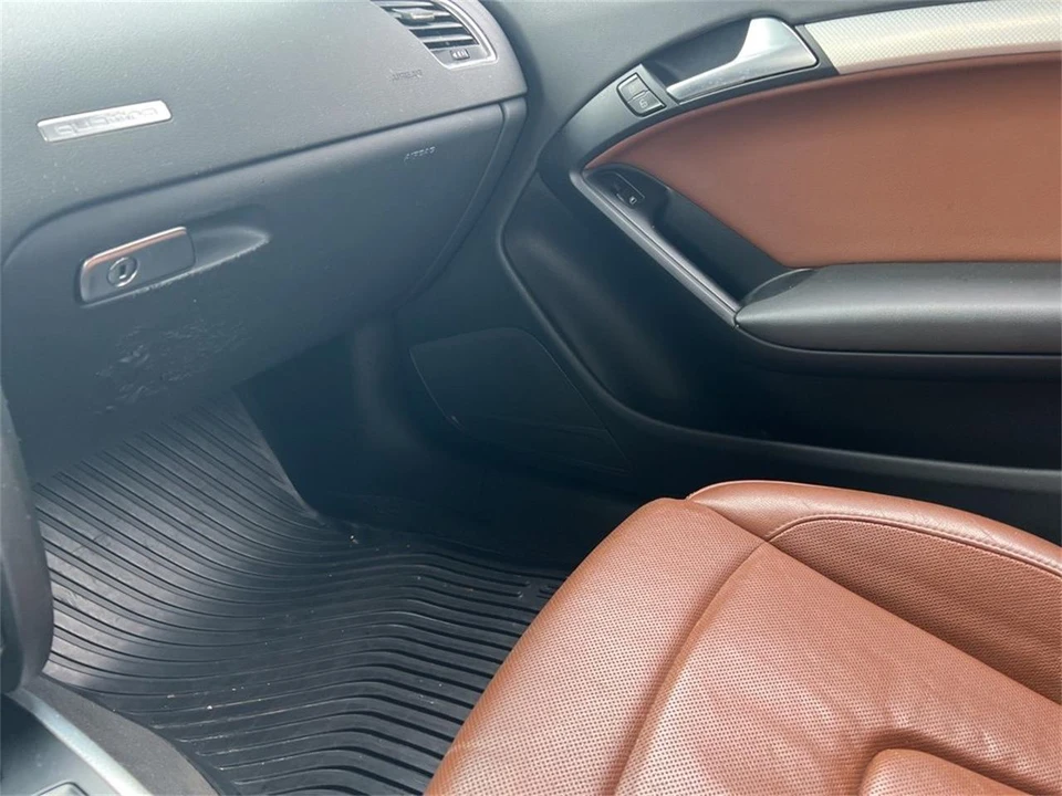 2011 Audi B8 A5 - Image 28 of 31