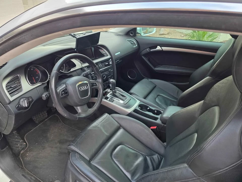 2011 Audi B8 A5 - Image 4 of 10