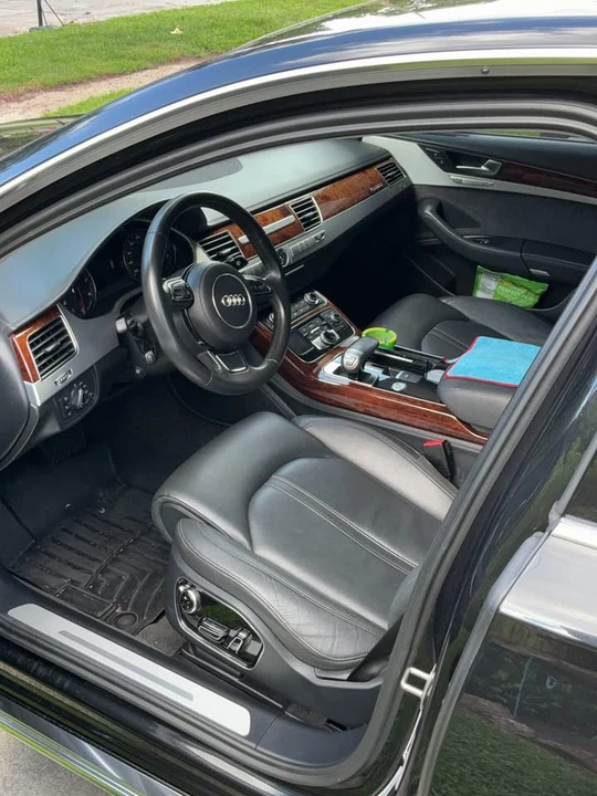 2011 Audi D4 A8 - Image 8 of 10