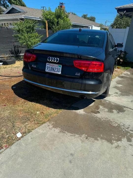 2011 Audi D4 A8 - Image 6 of 6