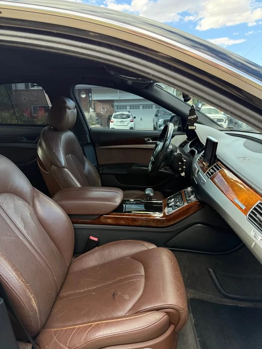 2011 Audi D4 A8 - Image 12 of 13
