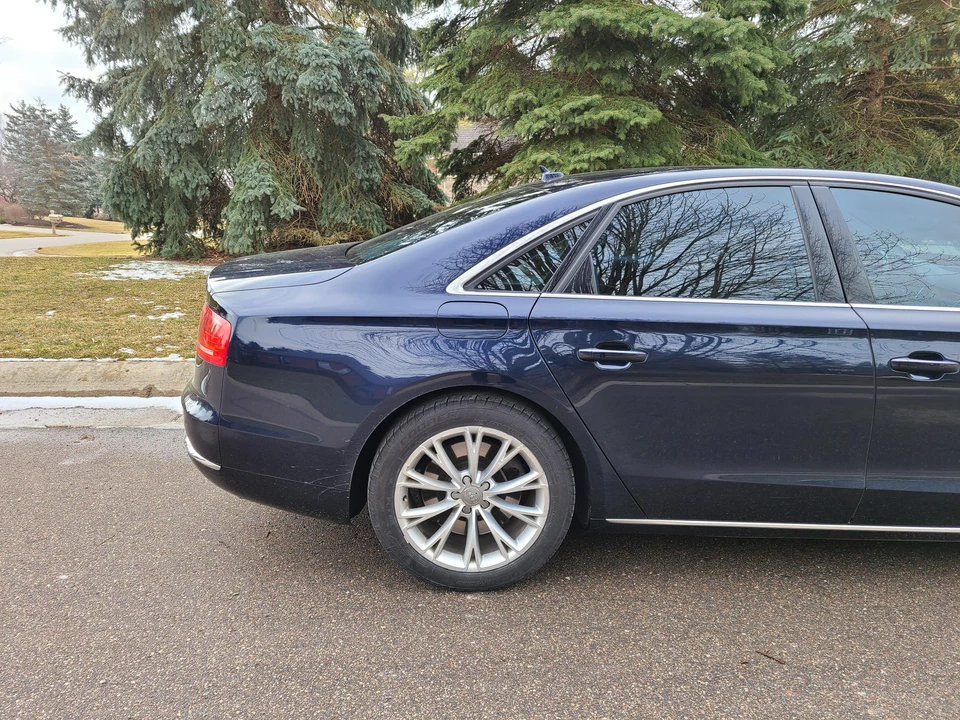 2011 Audi D4 A8 - Image 25 of 31