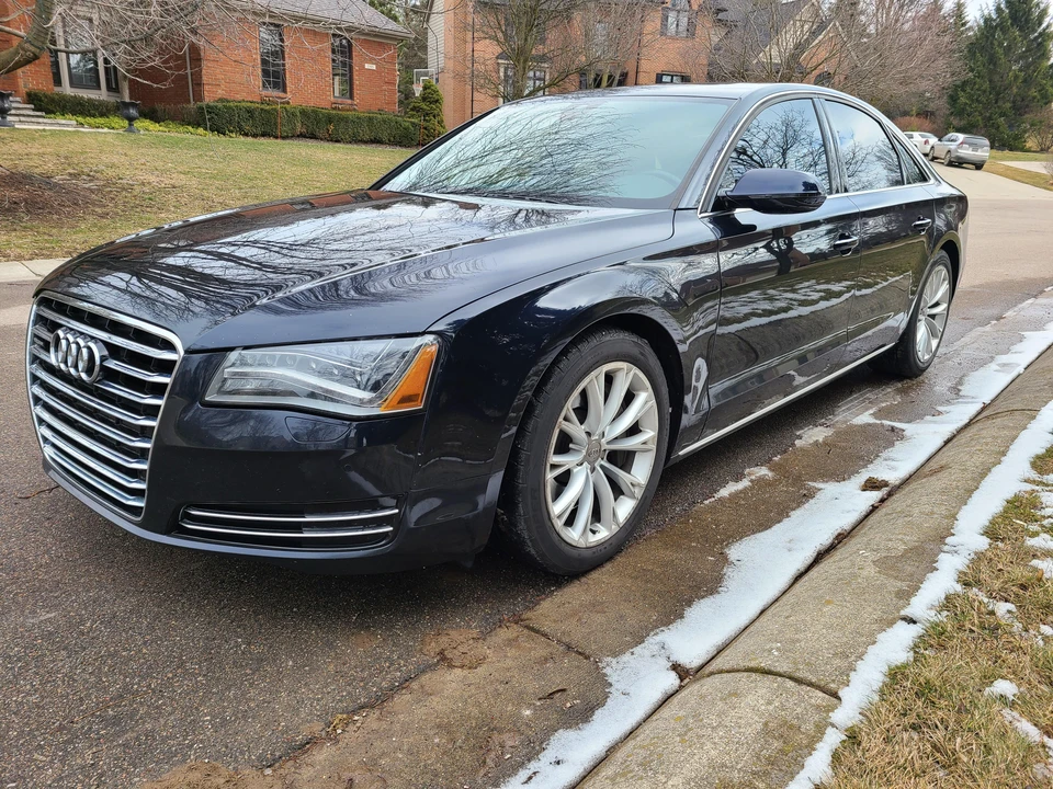 2011 Audi D4 A8 - Image 9 of 31