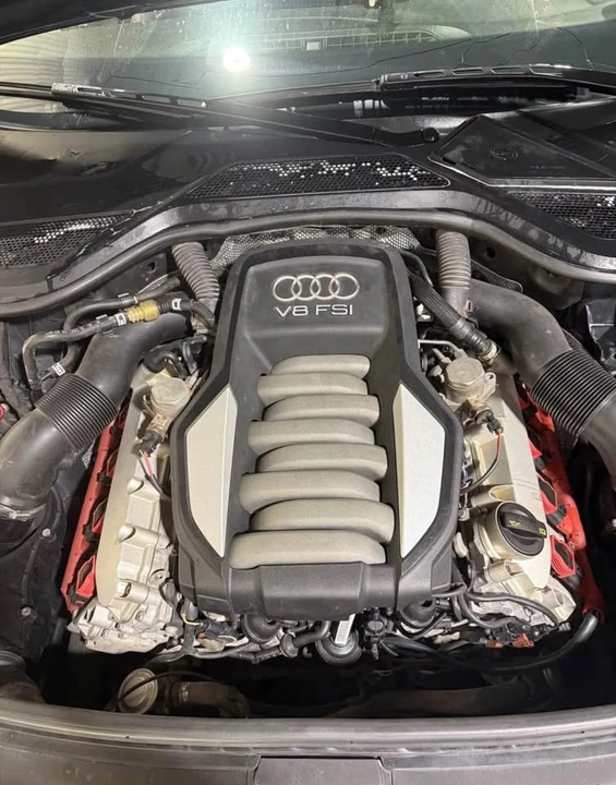 2011 Audi D4 A8 - Image 8 of 9