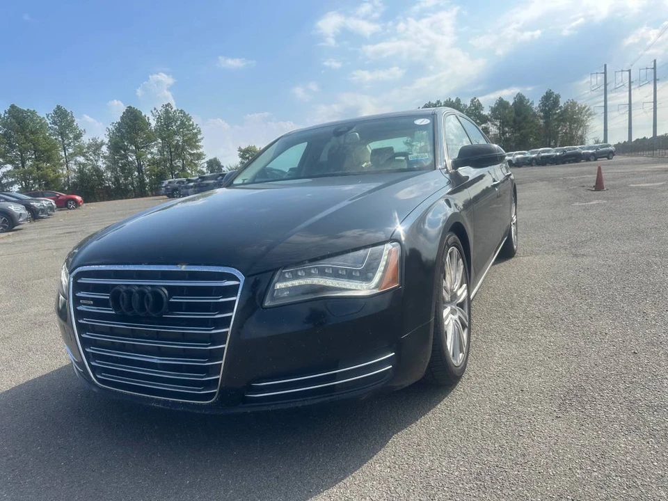 2011 Audi D4 A8 - Image 14 of 24