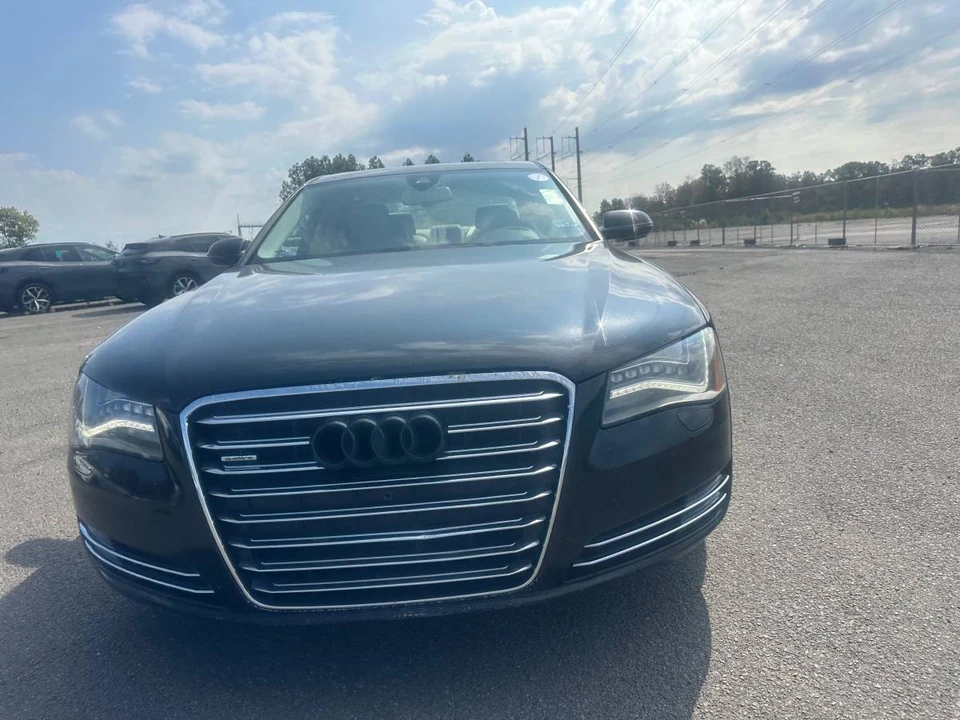 2011 Audi D4 A8 - Image 13 of 24