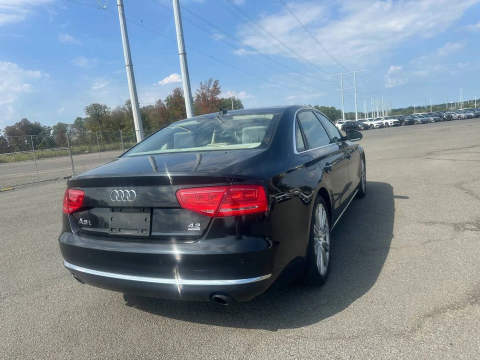2011 Audi D4 A8 - Image 10 of 24