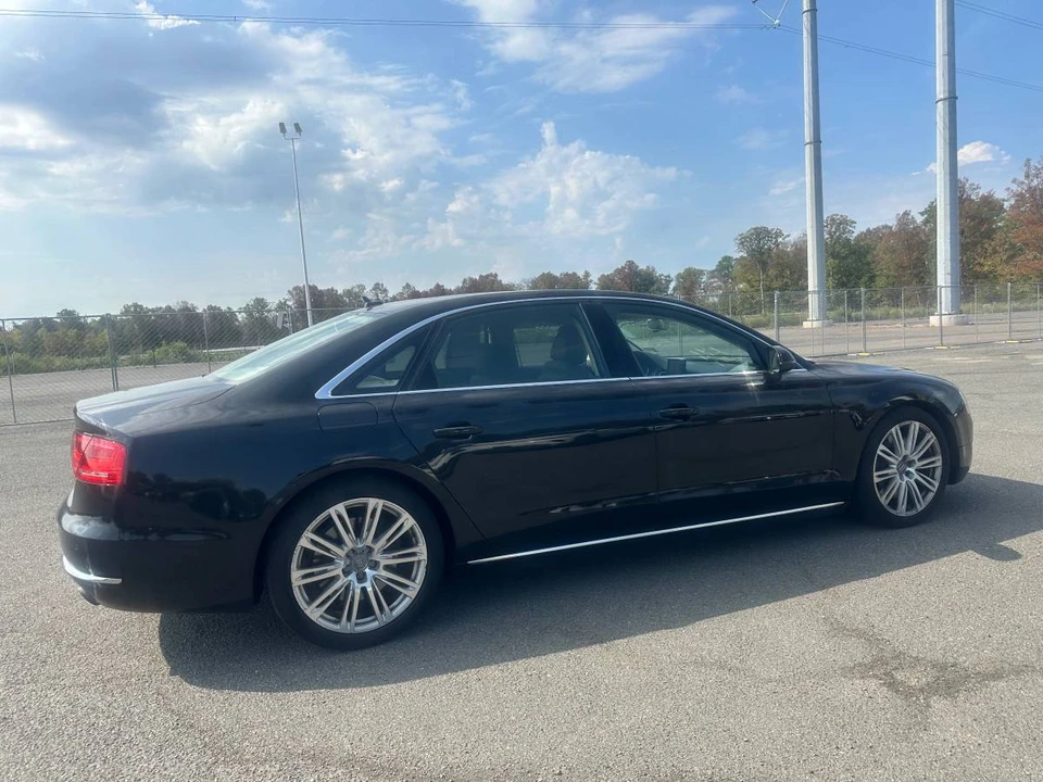 2011 Audi D4 A8 - Image 11 of 24