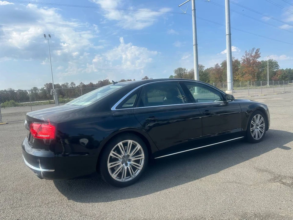 2011 Audi D4 A8 - Image 16 of 24