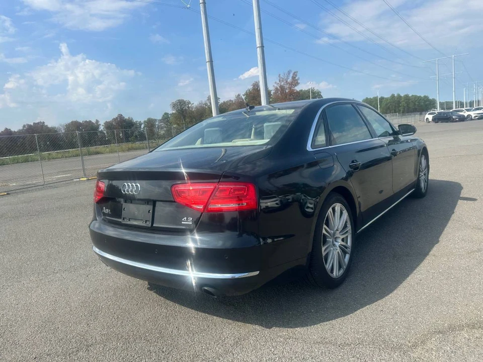 2011 Audi D4 A8 - Image 20 of 24